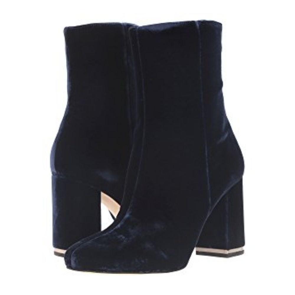 MICHAEL by Michael Kors Ursula Bootie 💙